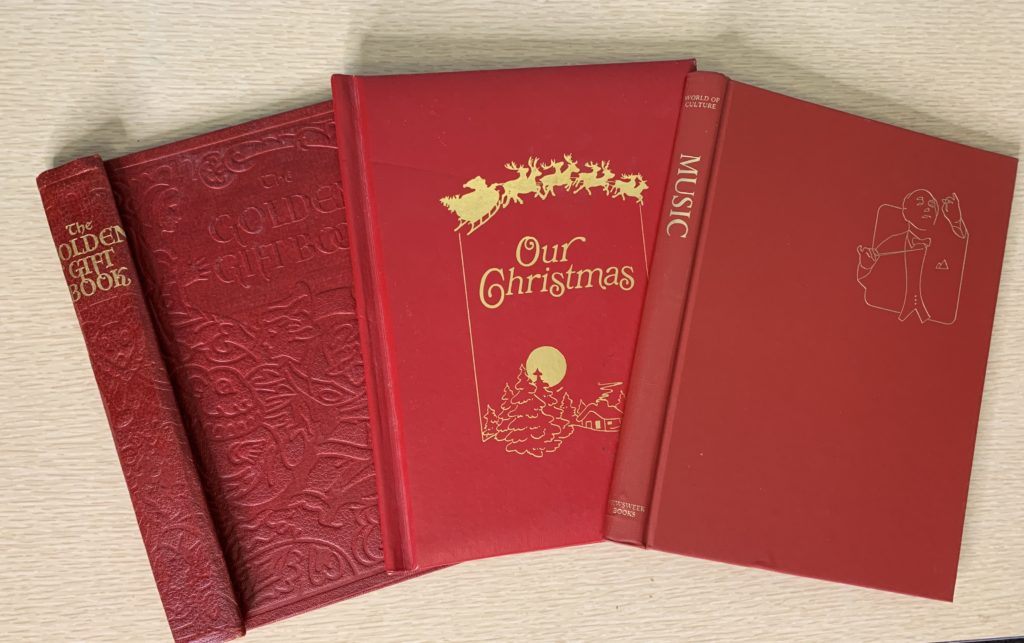red_Christmas_scrapbooks
